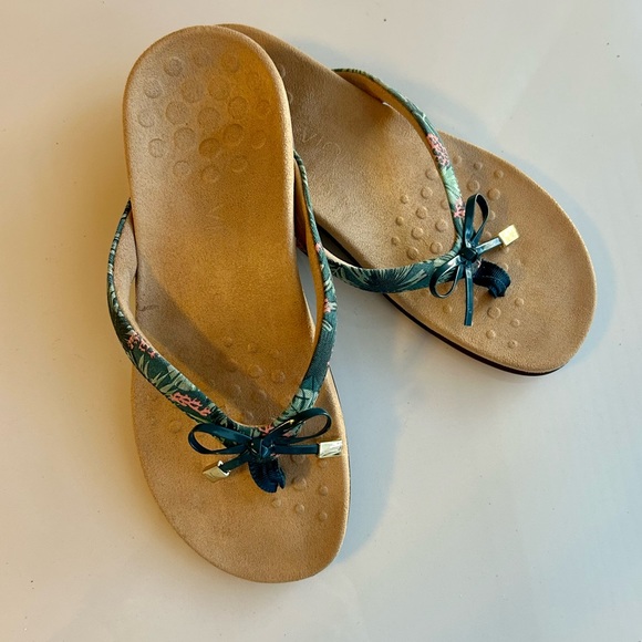 VIONIC BELLA TOE POST SANDAL orthotic for plantar fasciitis Flip Flops - Picture 10 of 13